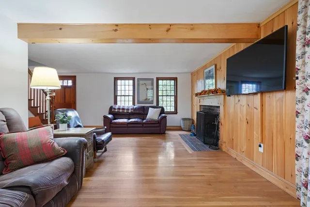 $1,299,000 | 62 Teakettle Lane, Duxbury, MA 02332