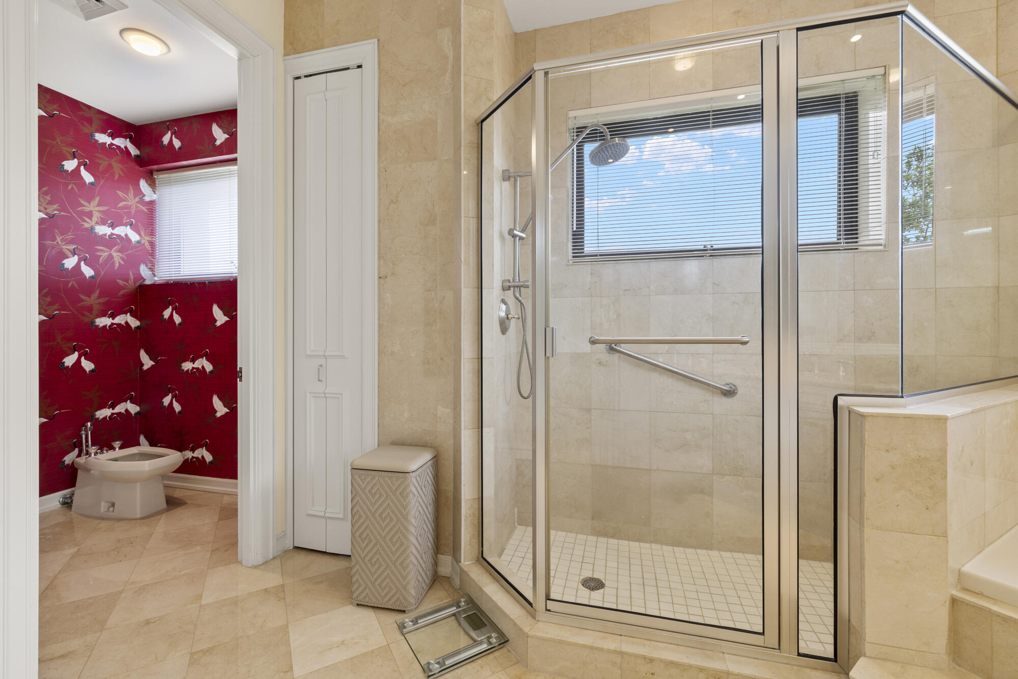 7383 Orangewood Lane, Unit 103 Boca Raton, FL 33433 - Photo 21 of 34 Primary Bathroom