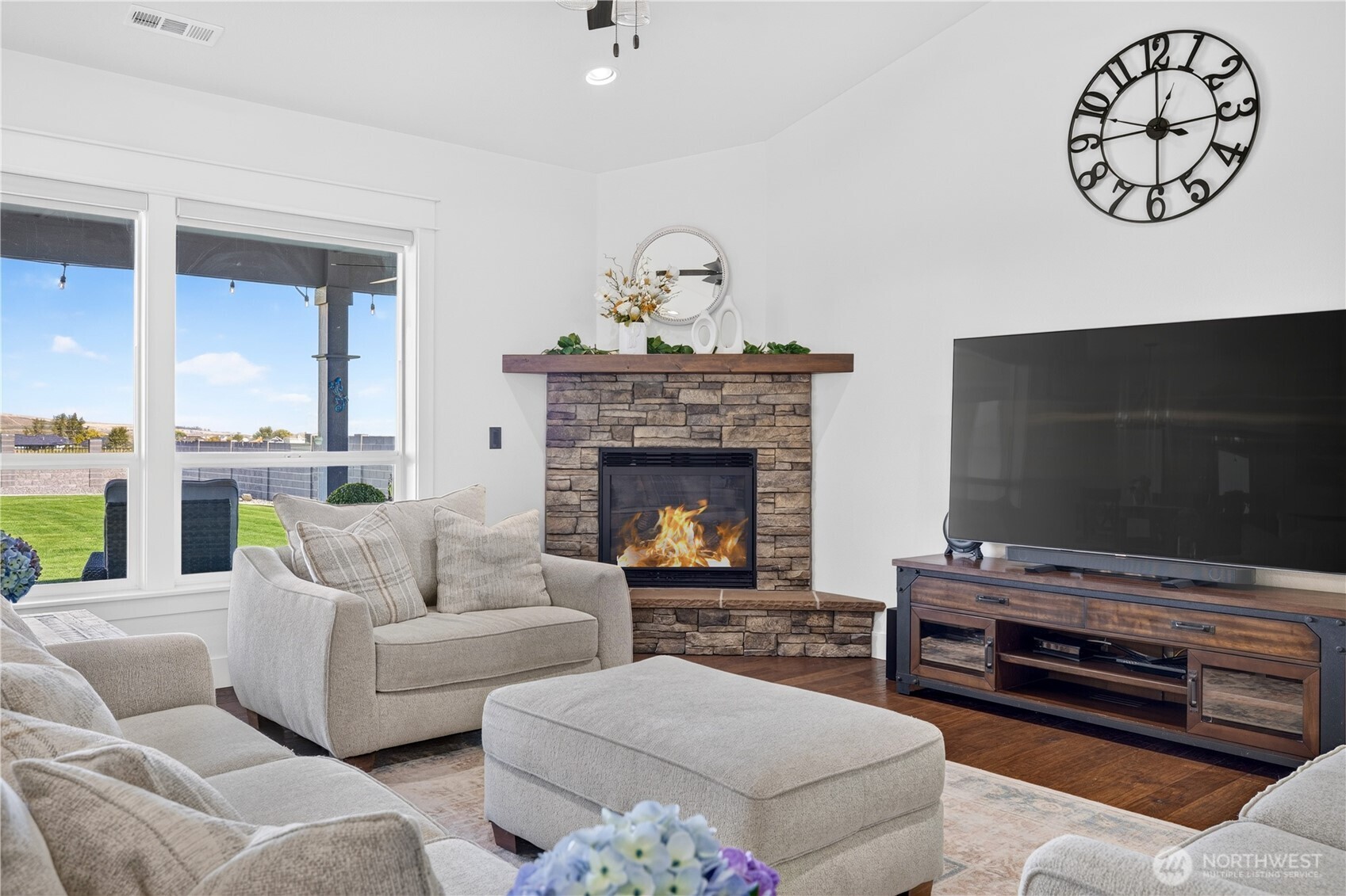 84906 Wallowa Road Kennewick, WA 99338 - Photo 9 of 40 Gallery Image 9