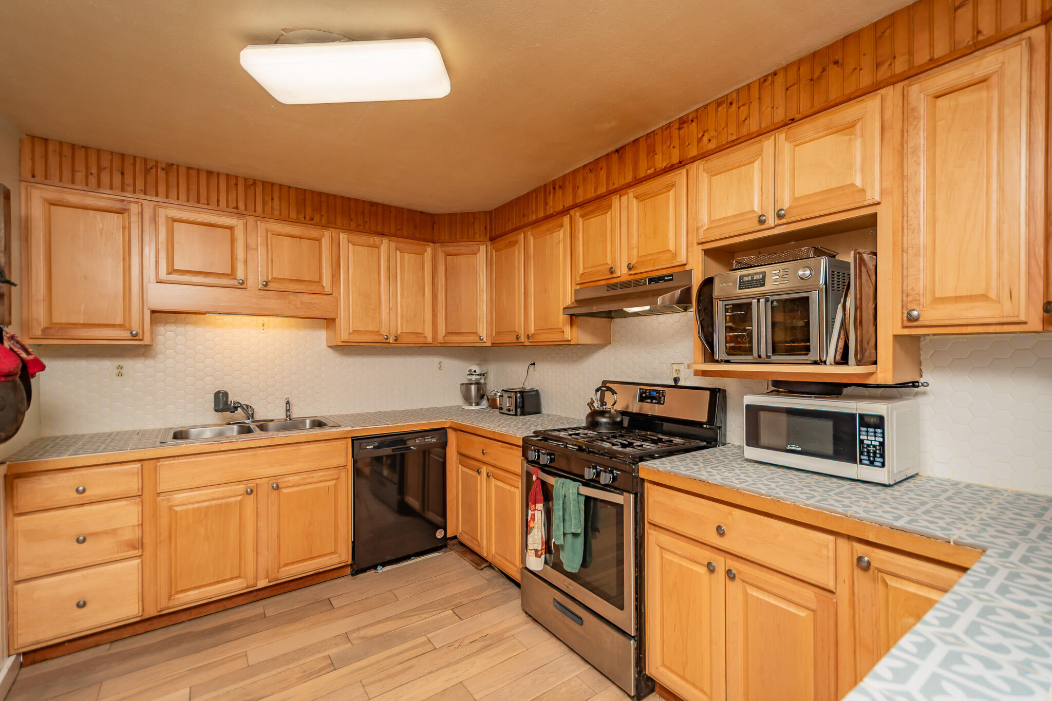 422 Lyford Road Milo, ME 04463 - Photo 13 of 40 kitchen
