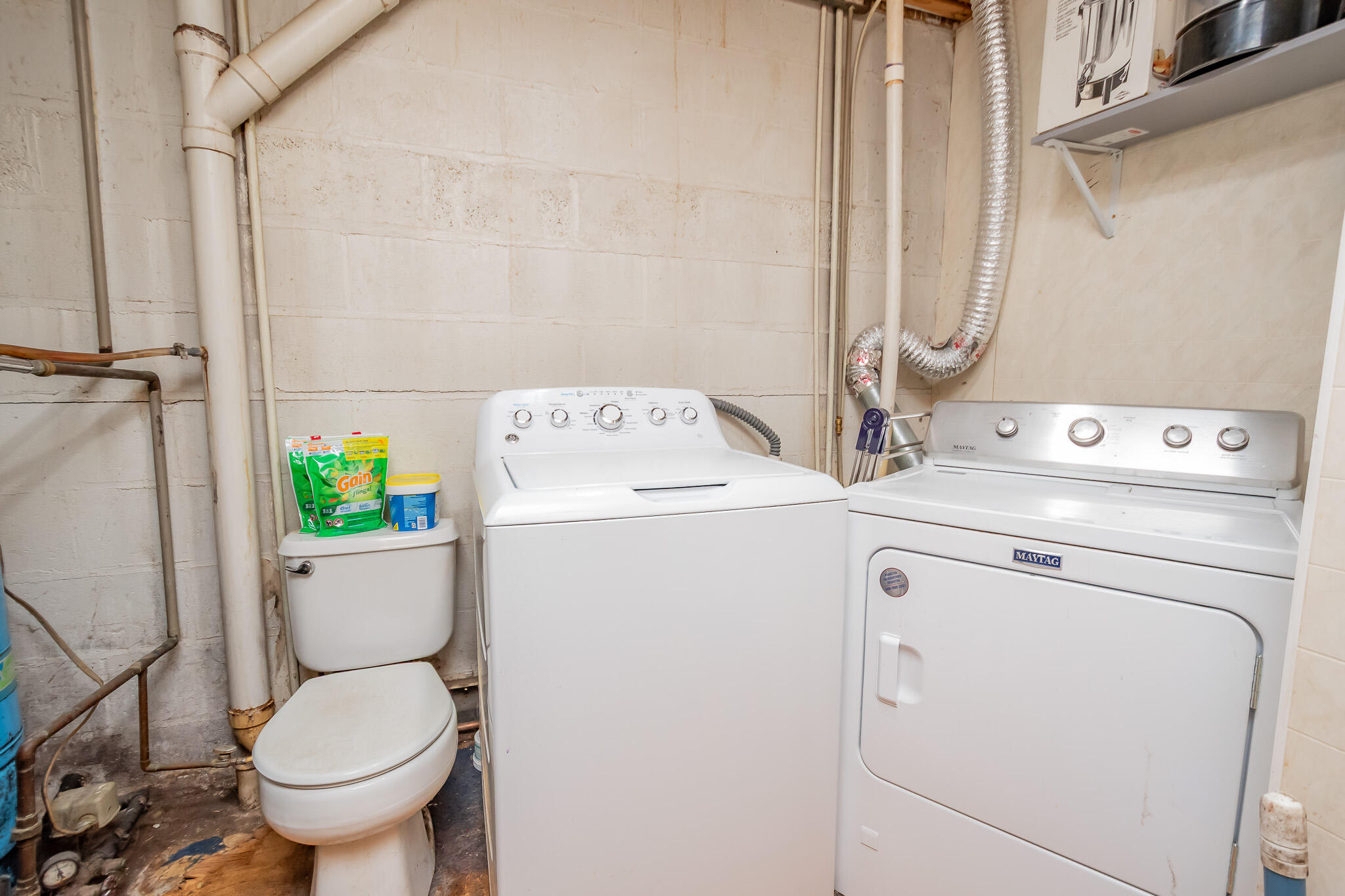 422 Lyford Road Milo, ME 04463 - Photo 34 of 40 laundry room