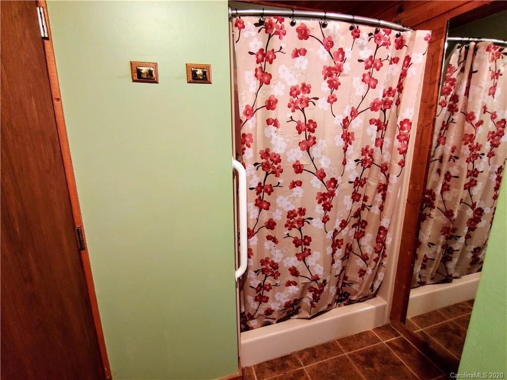 889 Van Arrington Road Clyde, NC 28721 - Photo 16 of 48