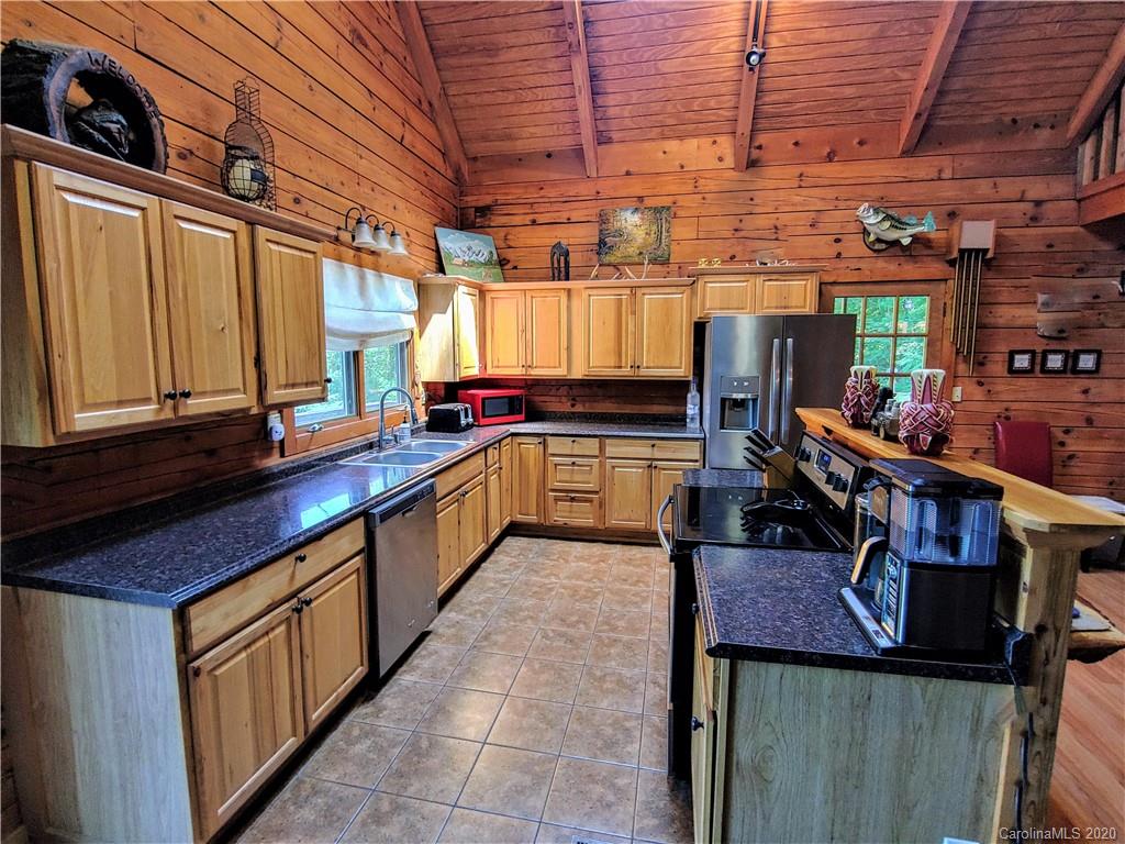 889 Van Arrington Road Clyde, NC 28721 - Photo 7 of 48