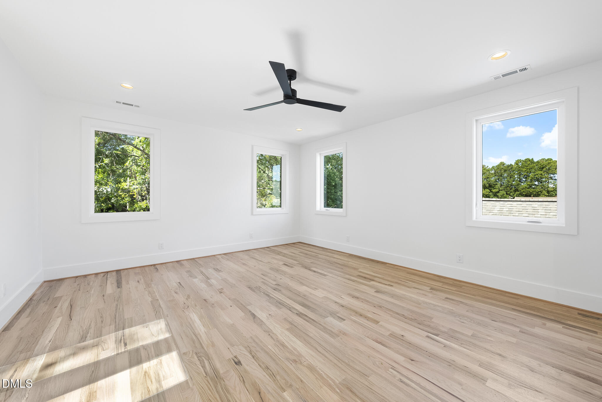 1009 Parker Street Raleigh, NC 27607 - Photo 50 of 66 DSC06257
