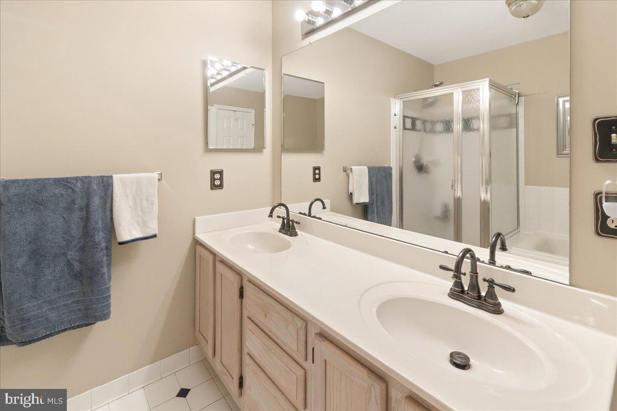 2238 Bear Den Road Frederick, MD 21701 - Photo 25 of 62 Primary Bathroom