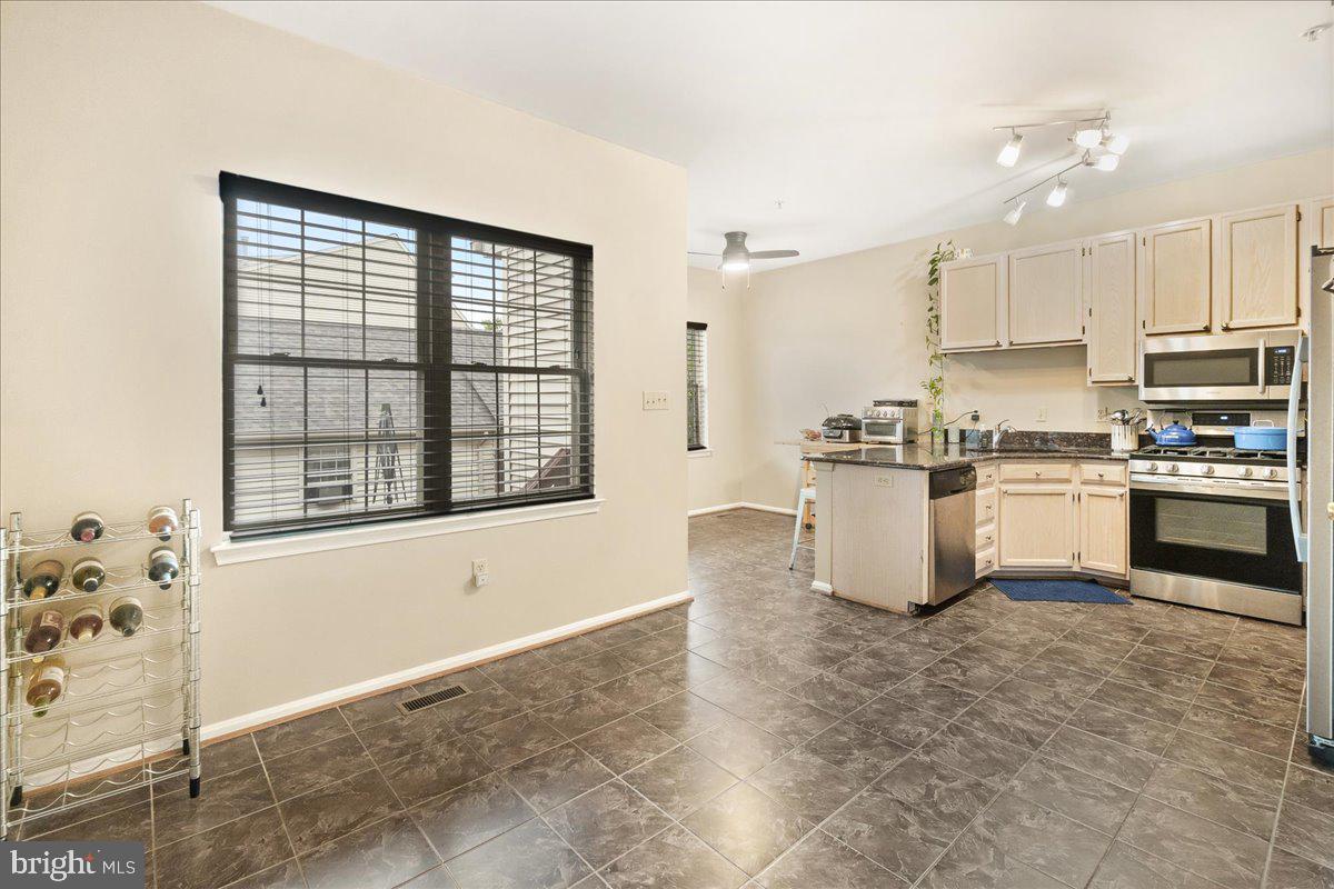 2238 Bear Den Road Frederick, MD 21701 - Photo 10 of 62