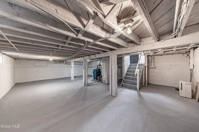 $299,900 | 2556 Van Vranken Avenue, Schenectady, NY 12309