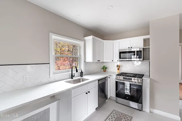 $299,900 | 2556 Van Vranken Avenue, Schenectady, NY 12309