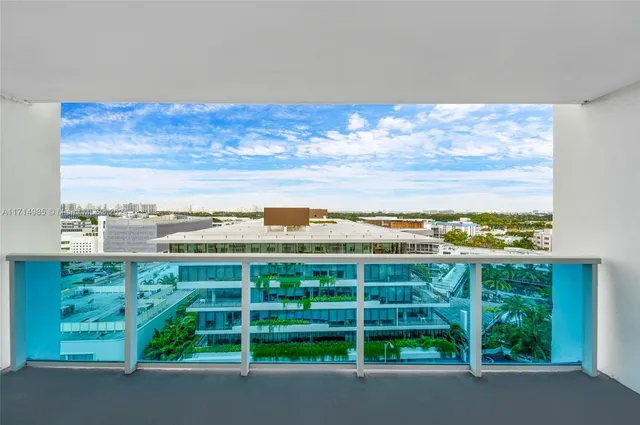 $790,000 | 2301 Collins Avenue, Unit 1030, Miami Beach, FL 33139