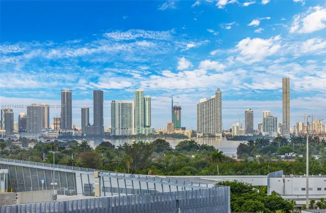 $790,000 | 2301 Collins Avenue, Unit 1030, Miami Beach, FL 33139