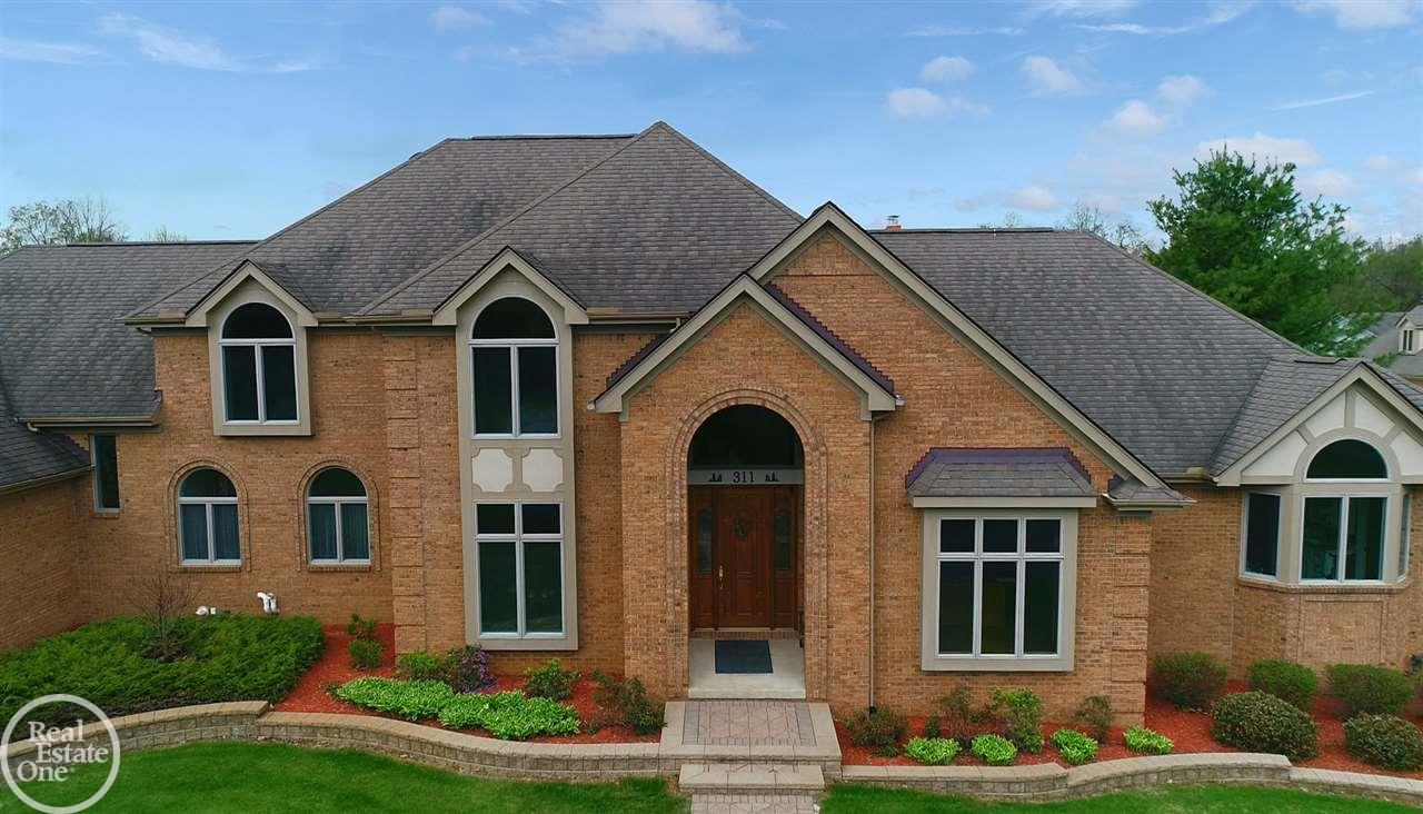 311 Townsend Road Leonard, MI 48367 - Photo 8 of 91 31381776-7.JPG