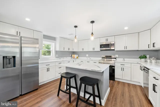 $499,900 | 11 Helluva Hill Lane, Glen Mills, PA 19342