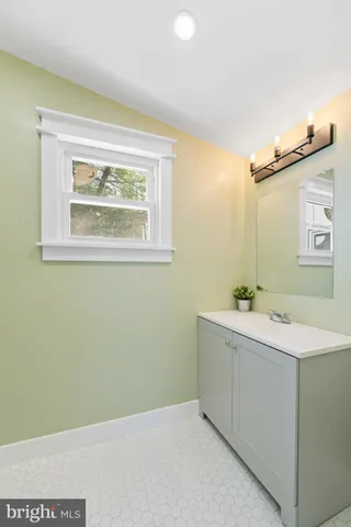 $499,900 | 11 Helluva Hill Lane, Glen Mills, PA 19342