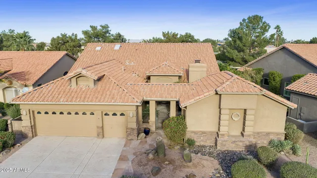 $919,000 | 9430 East Cedar Waxwing Drive, Sun Lakes, AZ 85248