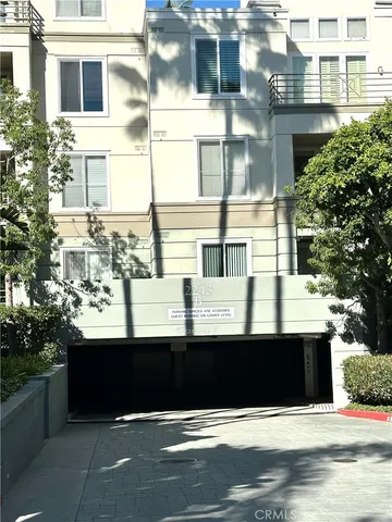 $824,500 | 2243 Martin, Unit 117, Irvine, CA 92612