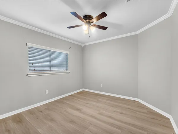 $3,500 | 817 Dawn Ridge Way, Seabrook, TX 77586