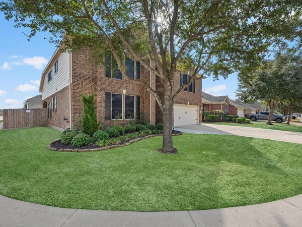 $3,500 | 817 Dawn Ridge Way, Seabrook, TX 77586