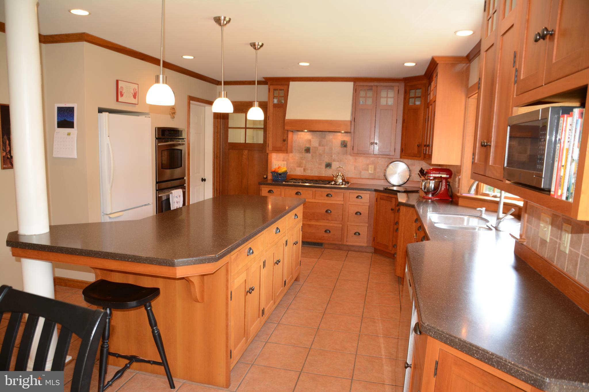 1332 Hillcrest Road Lancaster, PA 17603 - Photo 11 of 41 Gallery Image 11