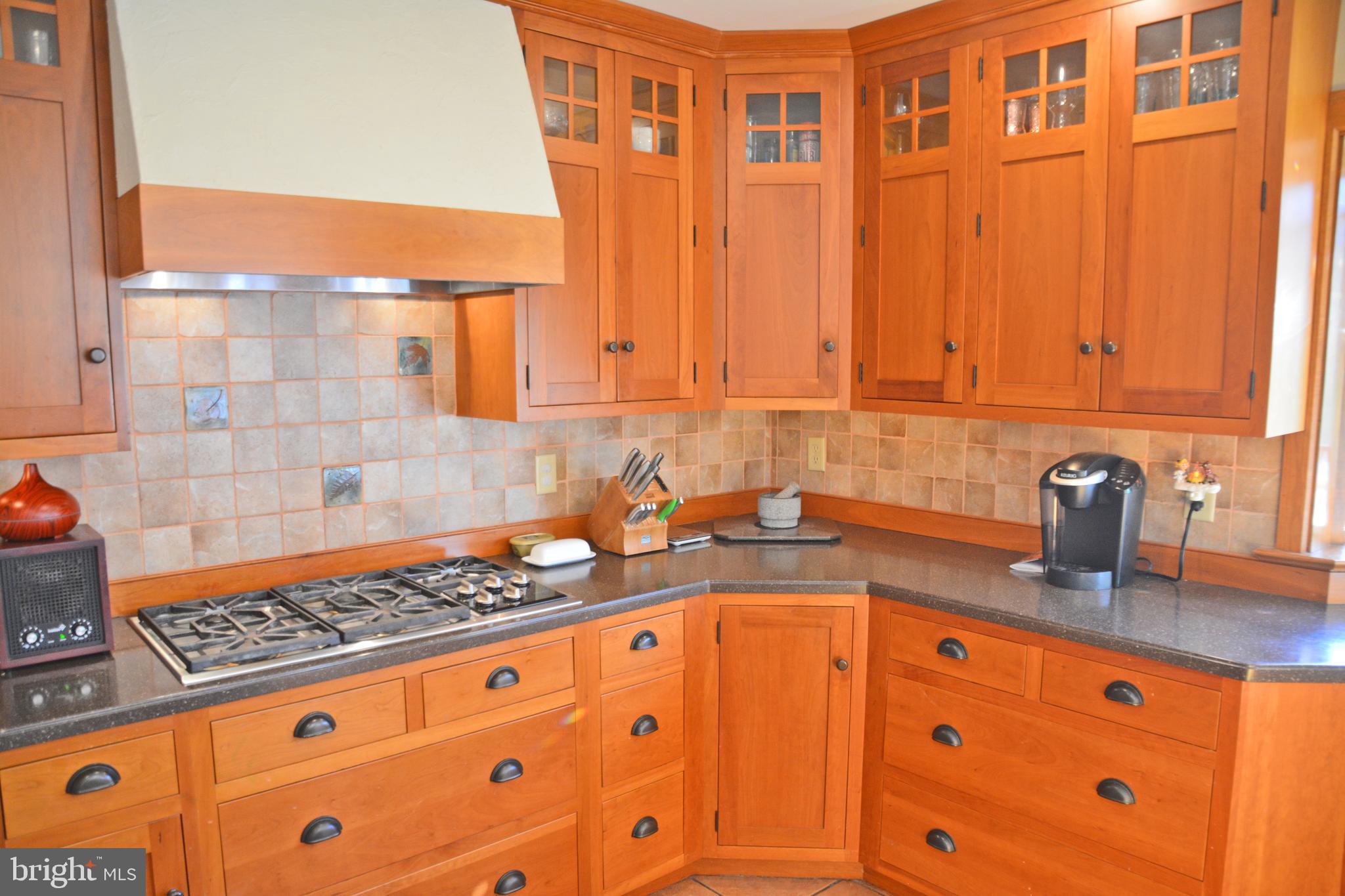 1332 Hillcrest Road Lancaster, PA 17603 - Photo 14 of 41 Gallery Image 14