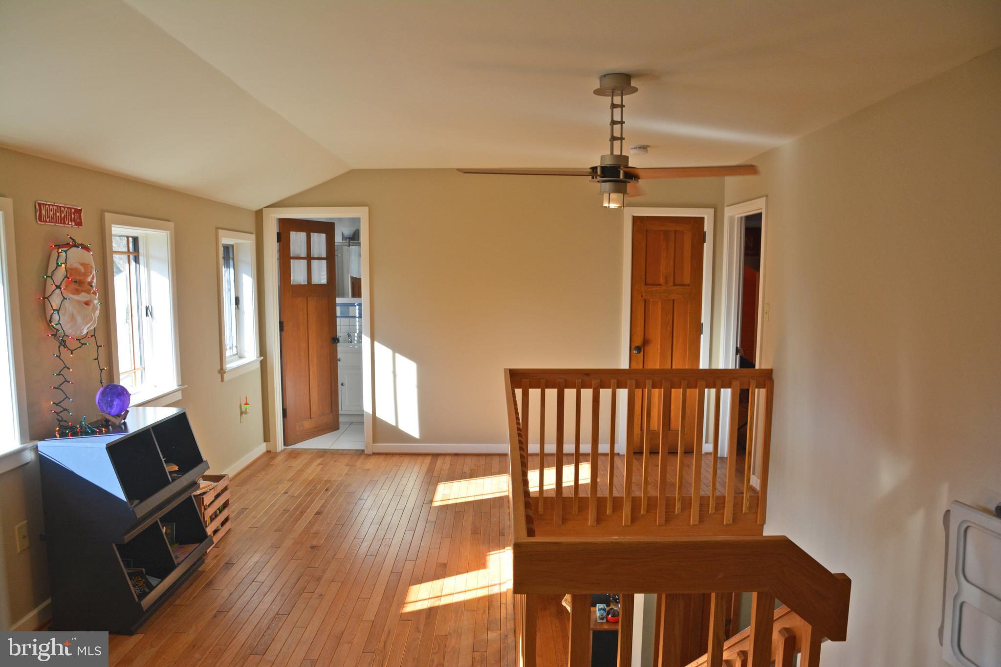 1332 Hillcrest Road Lancaster, PA 17603 - Photo 19 of 41 Second Floor Loft