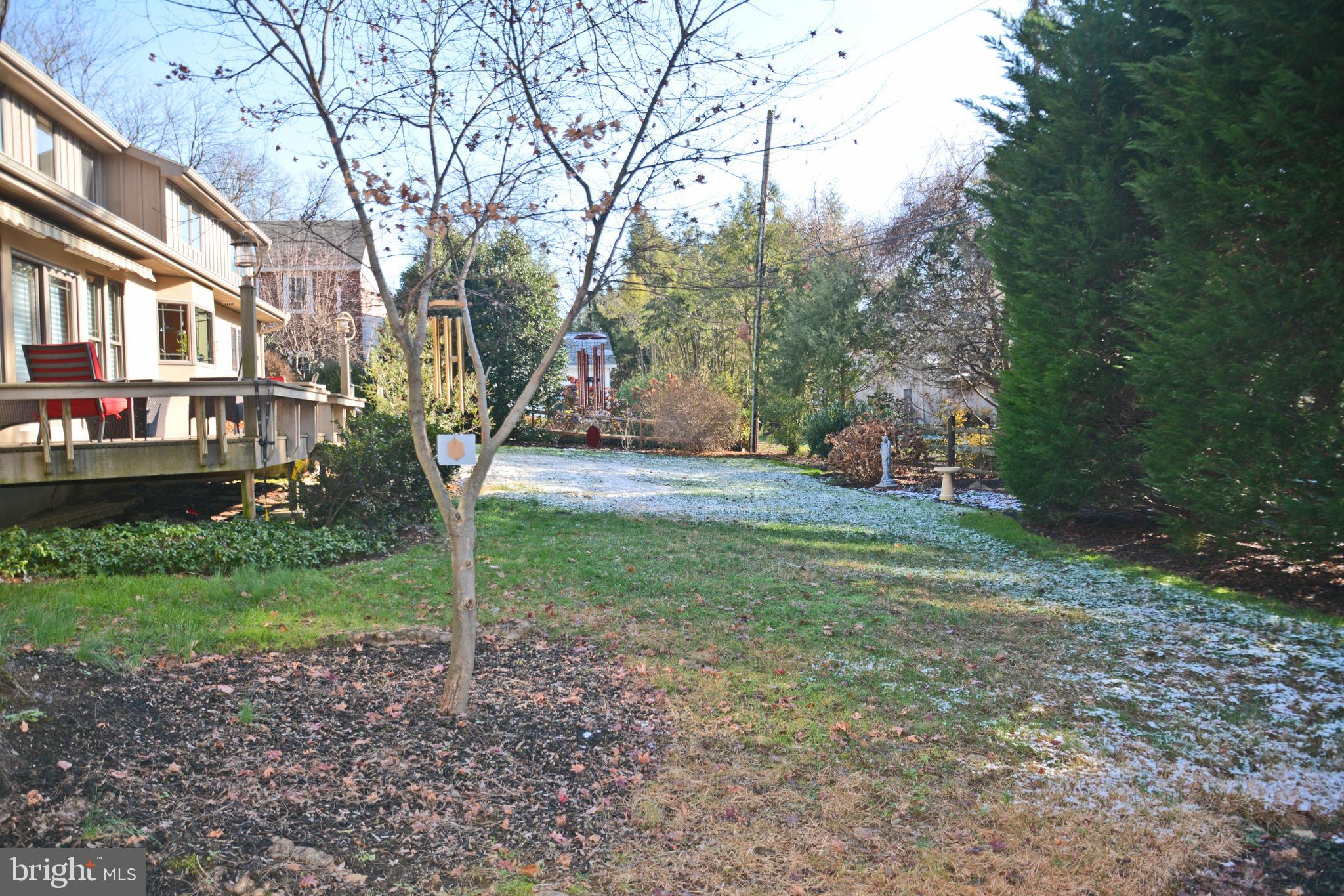 1332 Hillcrest Road Lancaster, PA 17603 - Photo 35 of 41 Backyard