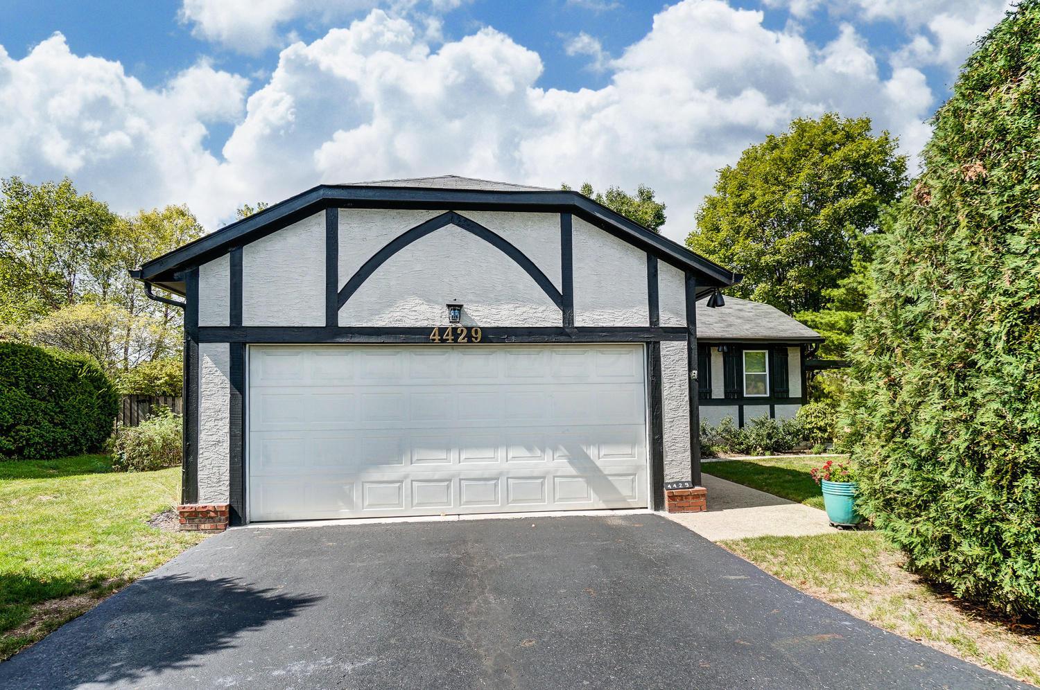 4429 Reed Road Columbus, OH 43220 - Photo 2 of 53