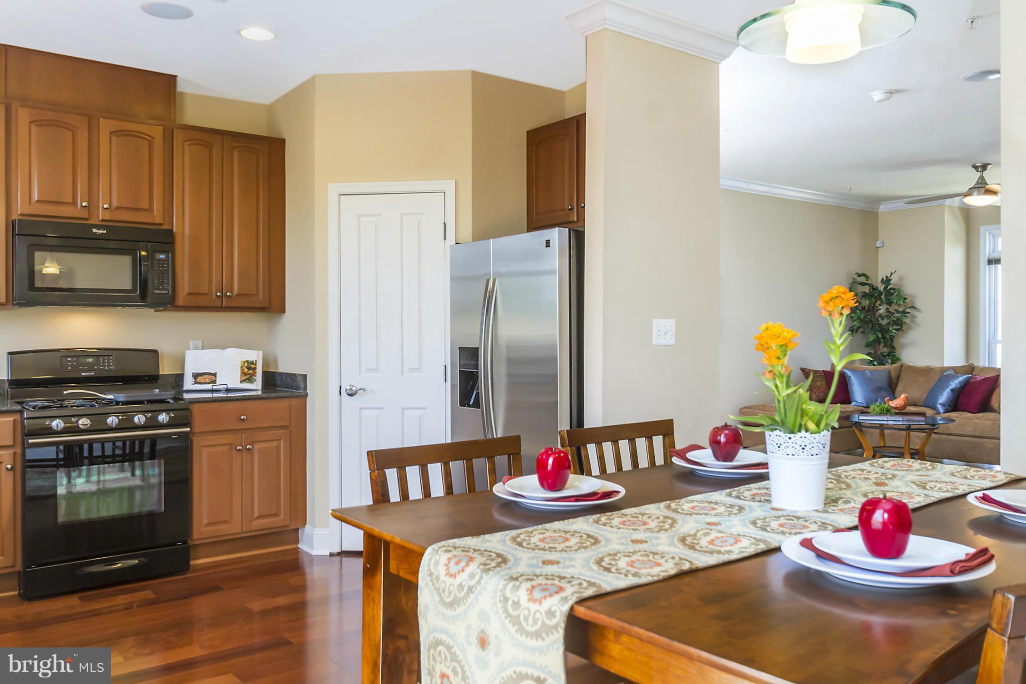 839 Ramsay Street Baltimore, MD 21230 - Photo 14 of 30 Entertain in Gourmet Kitchen w/New Wood Floors!