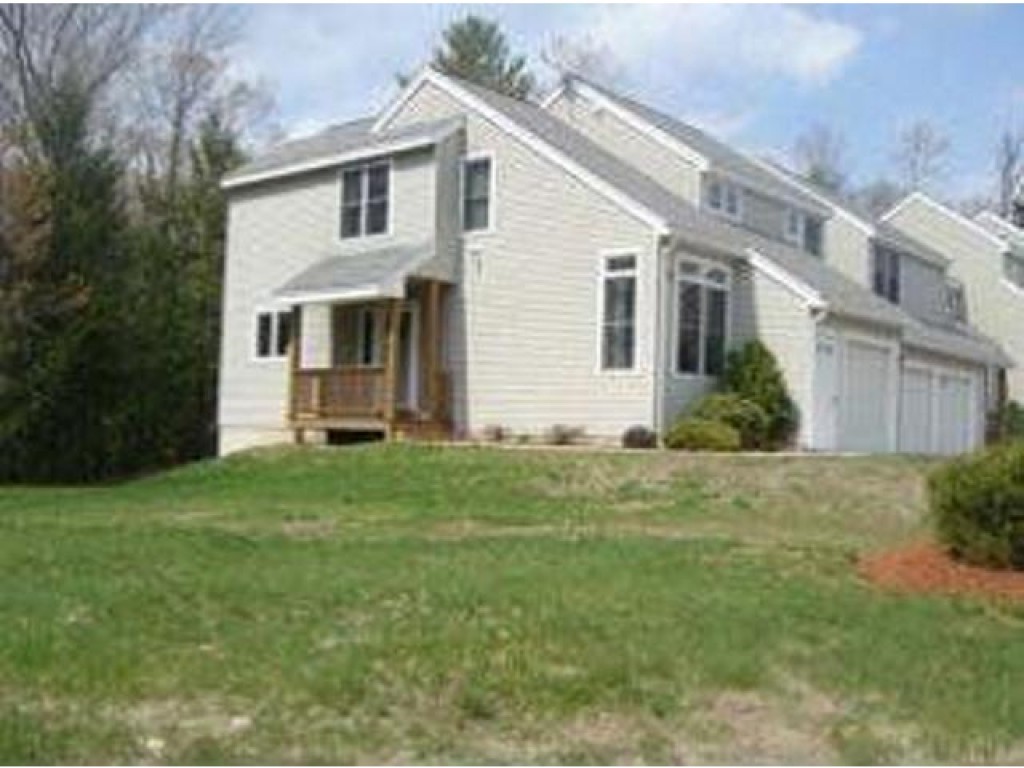 17 Snug Harbor Extension Atkinson, NH 03811 - Photo 1 of 9 Gallery Image 1