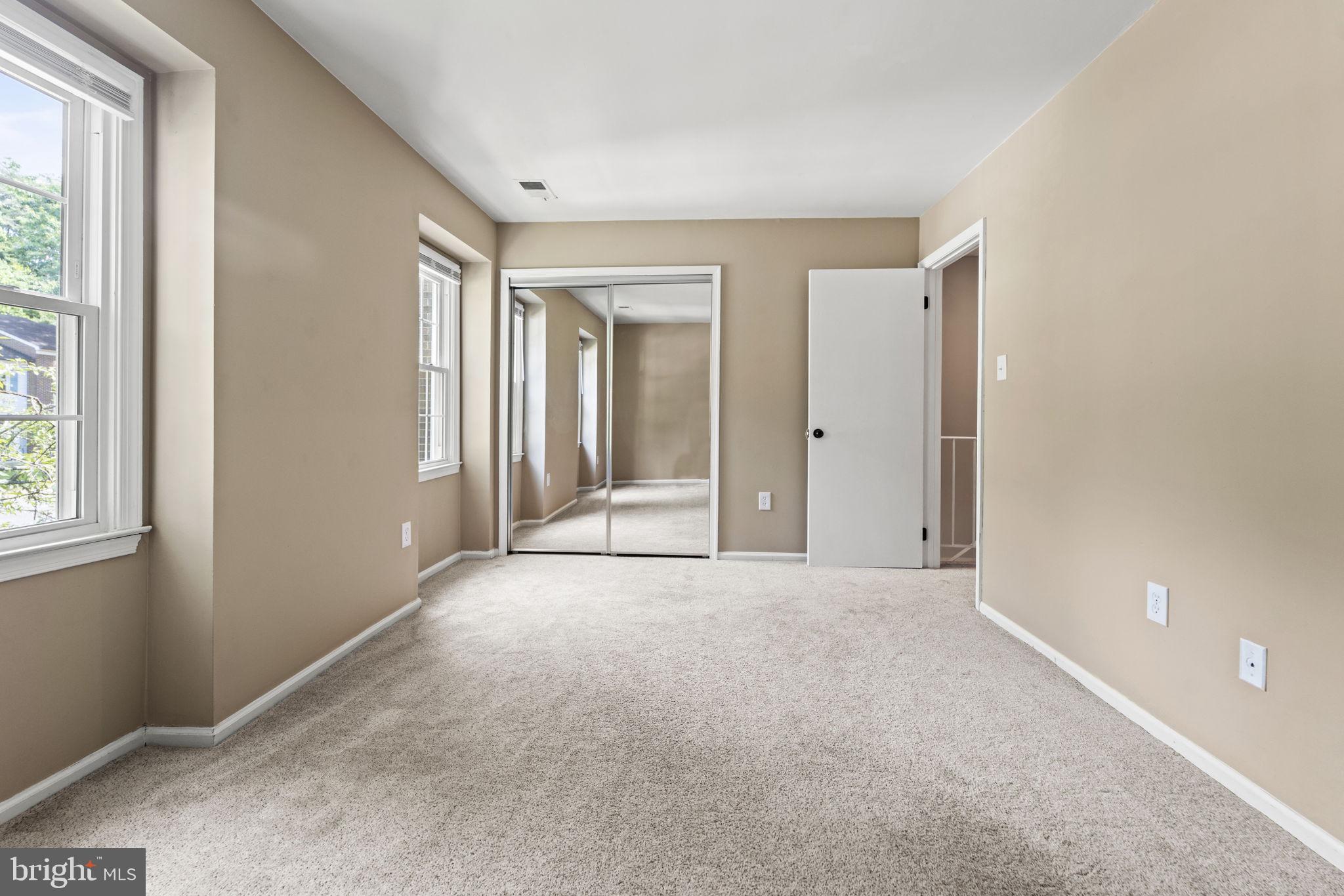 7942 Forest Path Way Springfield, VA 22153 - Photo 20 of 38