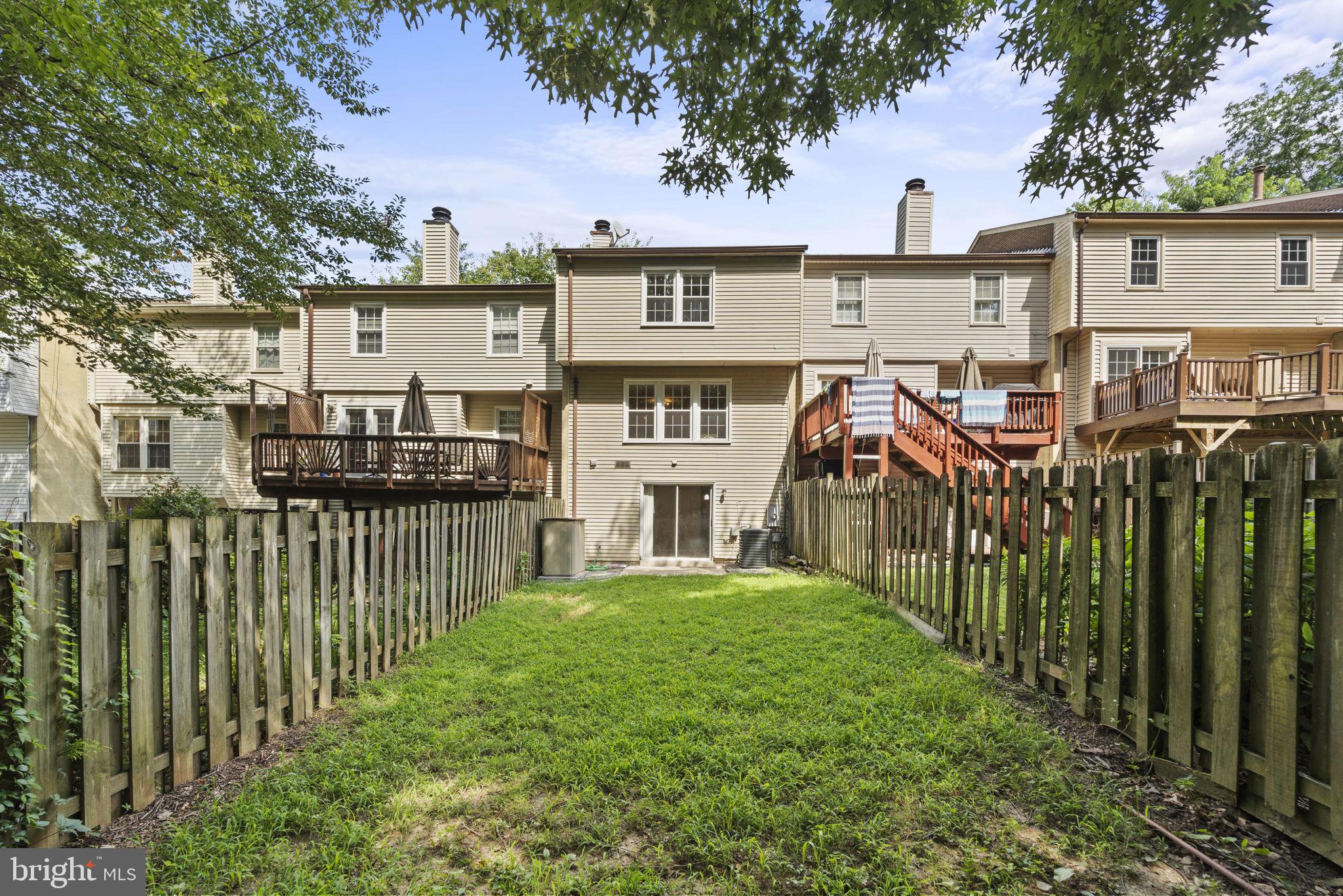 7942 Forest Path Way Springfield, VA 22153 - Photo 33 of 38