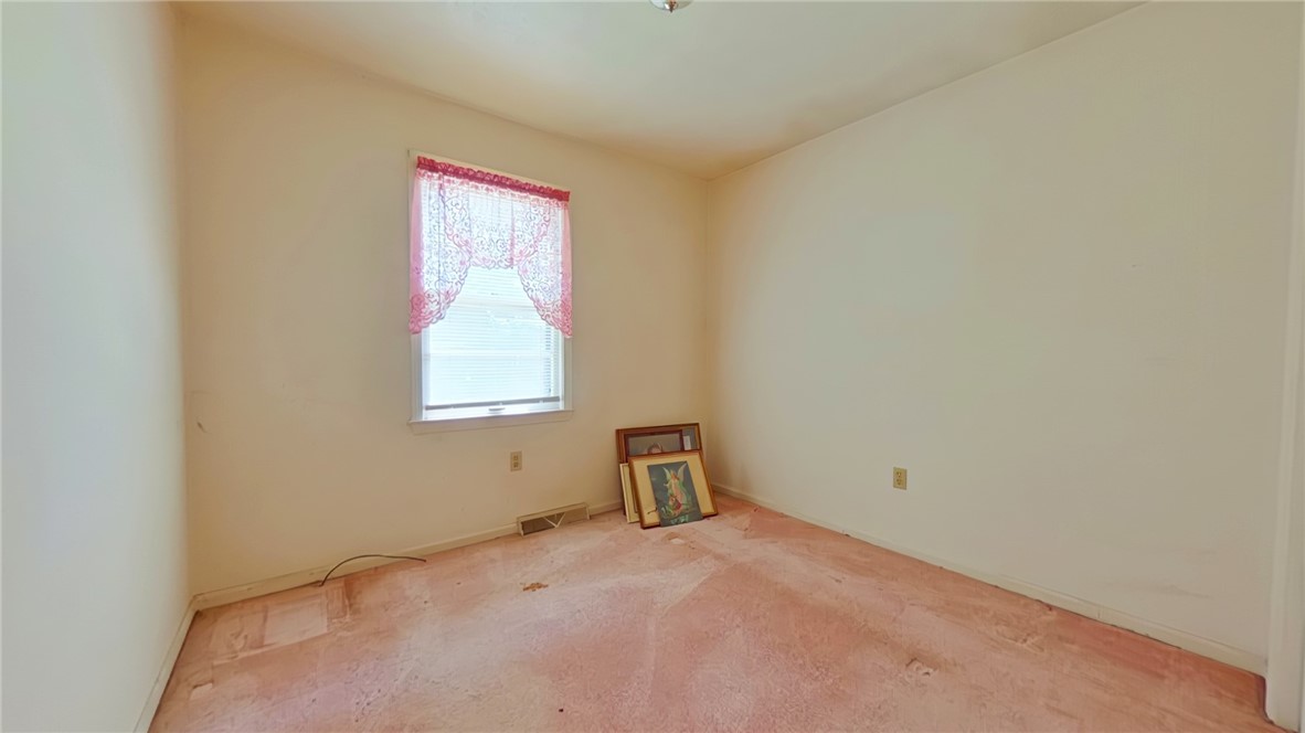 918 Smith Grove Road Easley, SC 29640 - Photo 18 of 24