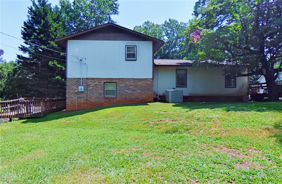 918 Smith Grove Road Easley, SC 29640 - Photo 4 of 24