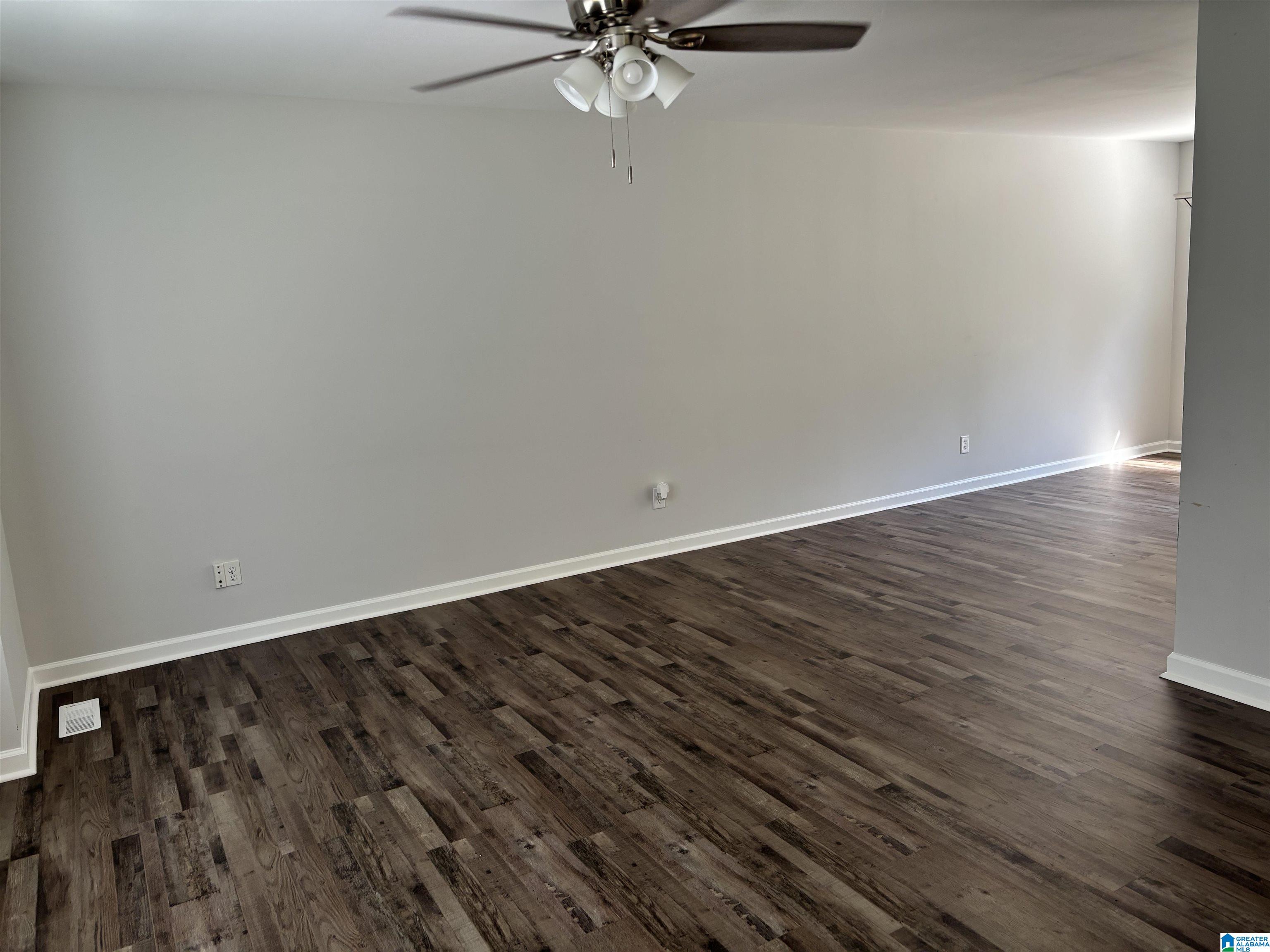386 Miranda Road Warrior, AL 35180 - Photo 5 of 40