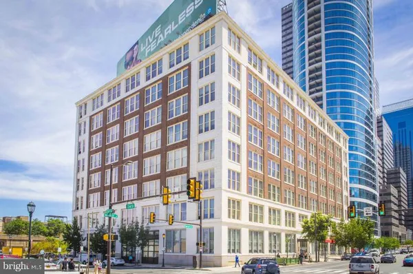 $2,555 | 2121-41 Market Street, Unit 617, Philadelphia, PA 19103