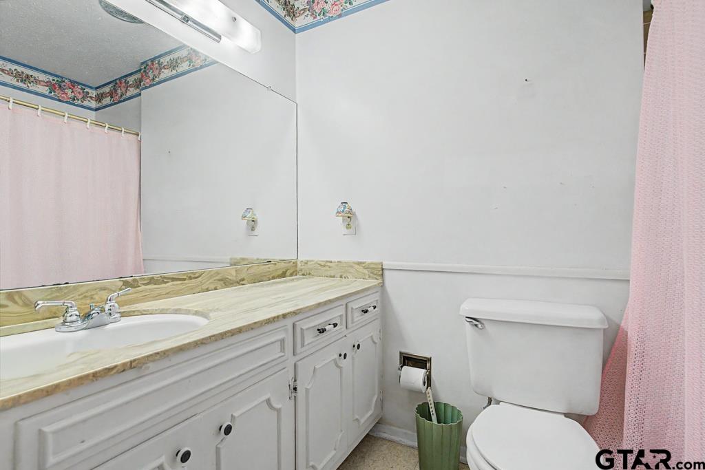 219 Evergreen Road Gilmer, TX 75645 - Photo 14 of 44