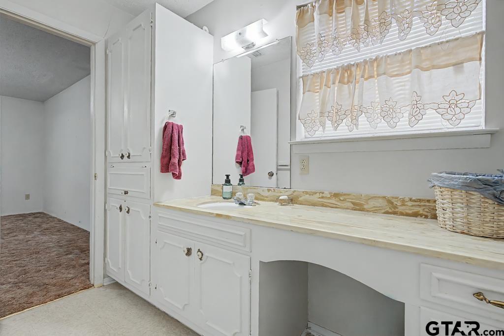 219 Evergreen Road Gilmer, TX 75645 - Photo 15 of 44