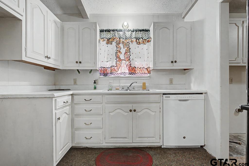 219 Evergreen Road Gilmer, TX 75645 - Photo 3 of 44