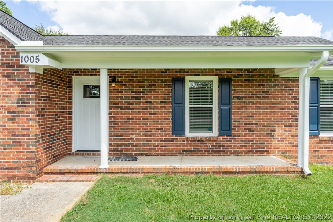 1005 Locks Creek Road Fayetteville, NC 28312 - Photo 3 of 40 Gallery Image 3