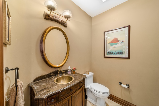 820 Hastings Street Park Ridge, IL 60068 - Photo 14 of 46