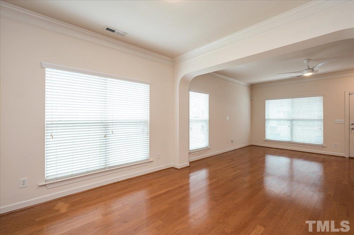 8816 Orchard Grove Way Raleigh, NC 27612 - Photo 5 of 26 Gallery Image 5