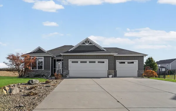 $597,500 | 3906 Patriot Lane, Champaign, IL 61822