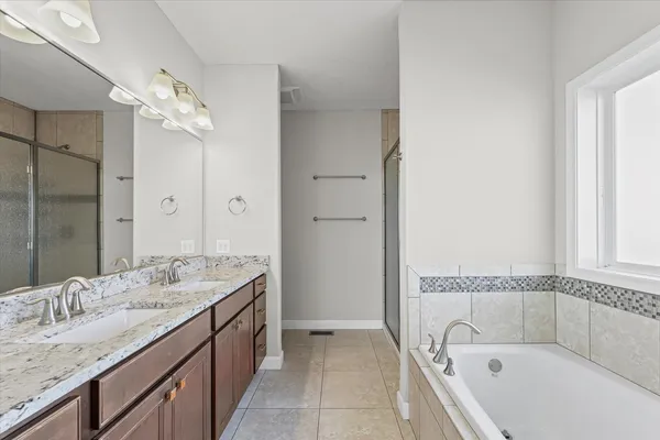 $597,500 | 3906 Patriot Lane, Champaign, IL 61822