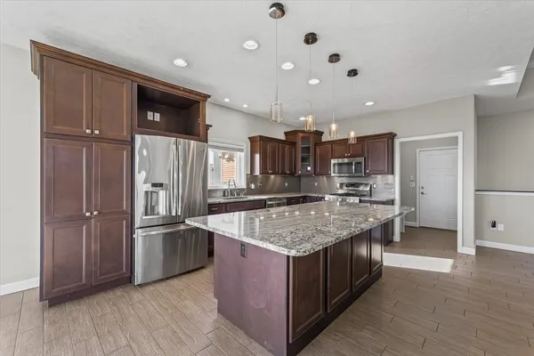 $597,500 | 3906 Patriot Lane, Champaign, IL 61822