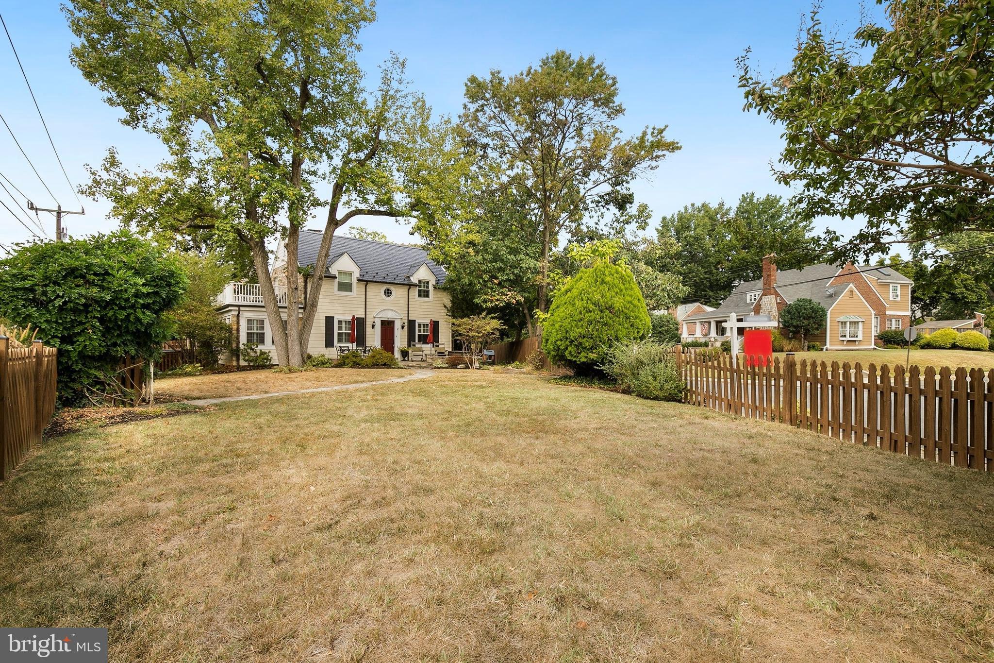 15 East Braddock Road Alexandria, VA 22301 - Photo 3 of 56