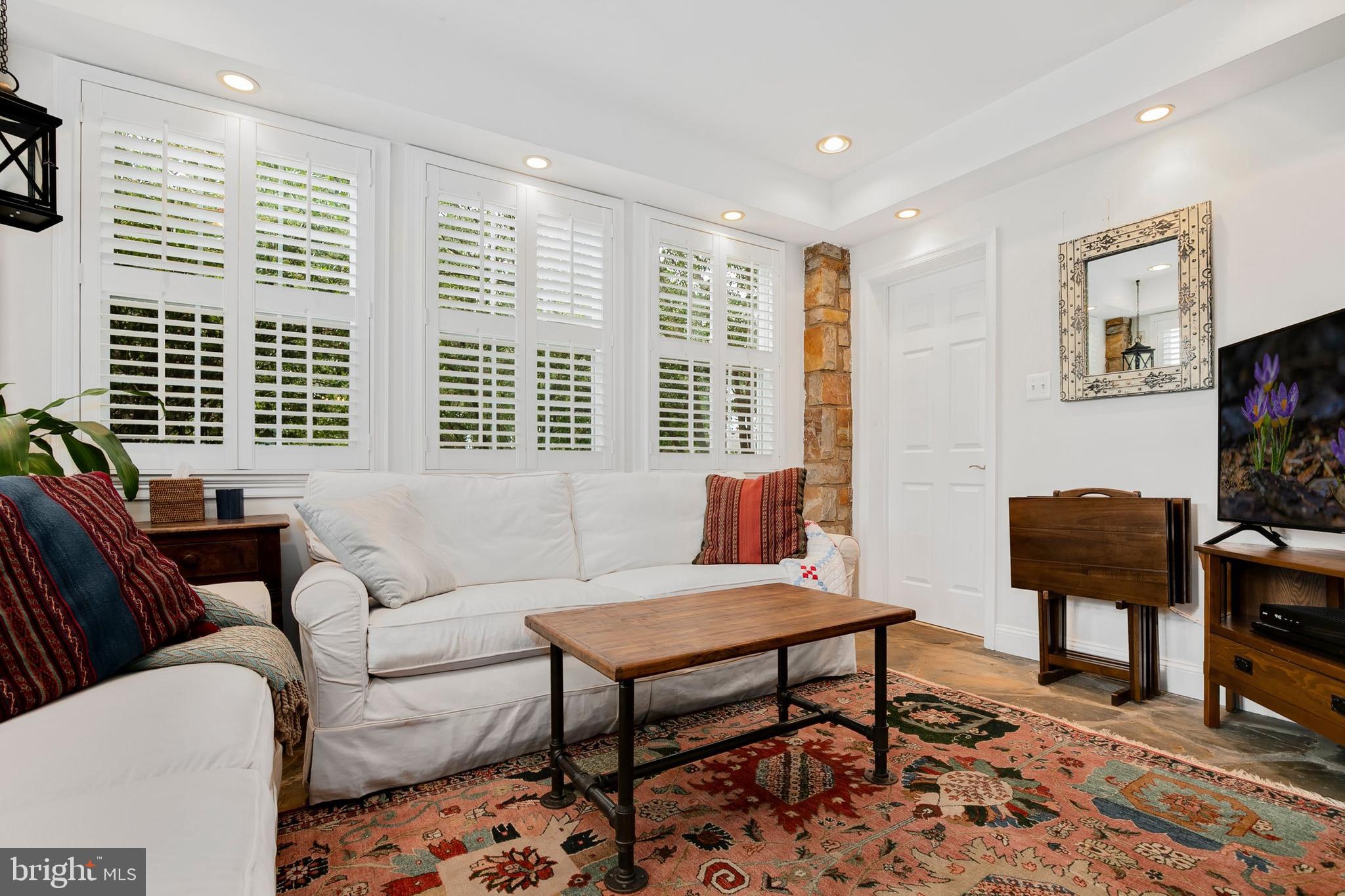 15 East Braddock Road Alexandria, VA 22301 - Photo 21 of 56