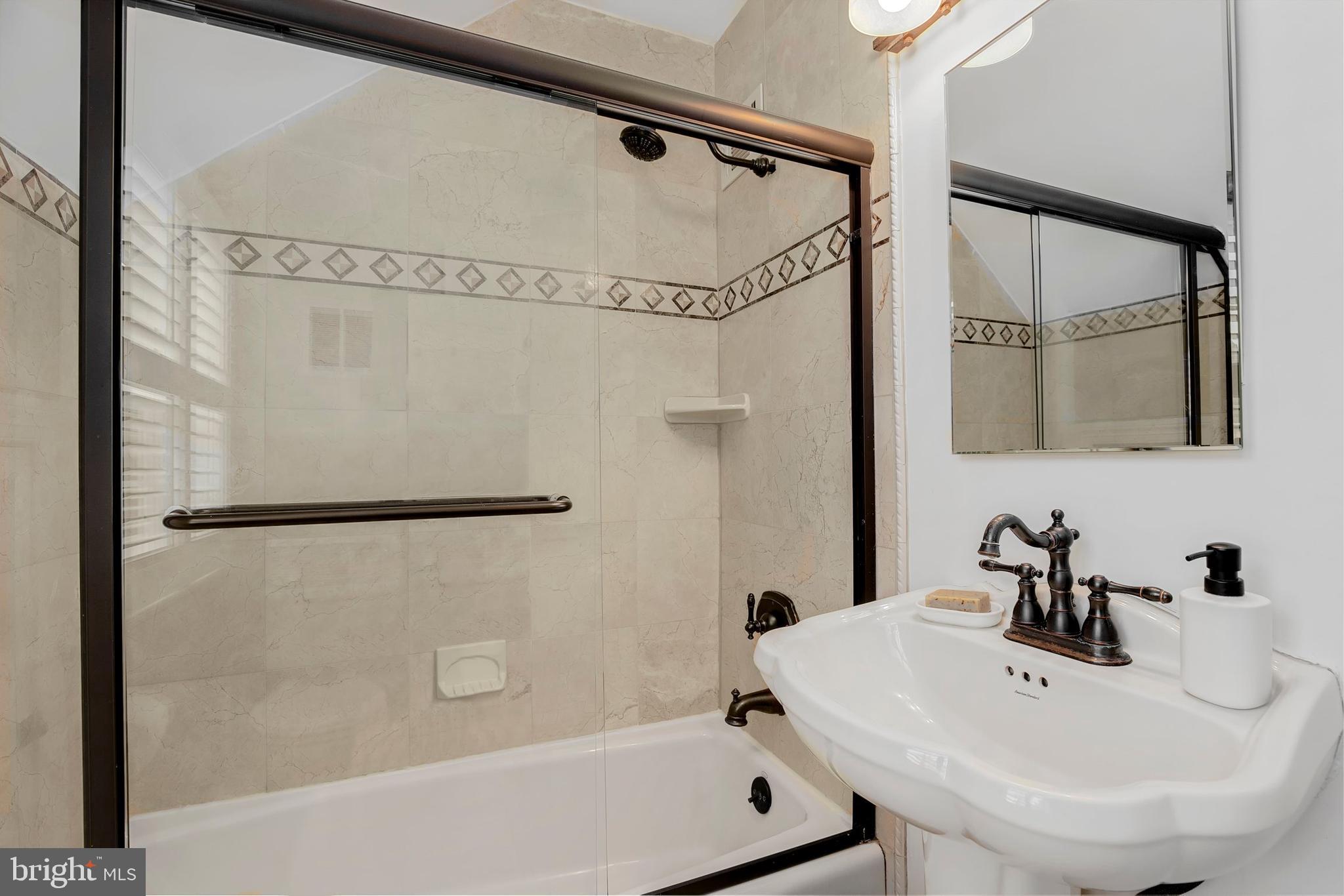 15 East Braddock Road Alexandria, VA 22301 - Photo 27 of 56