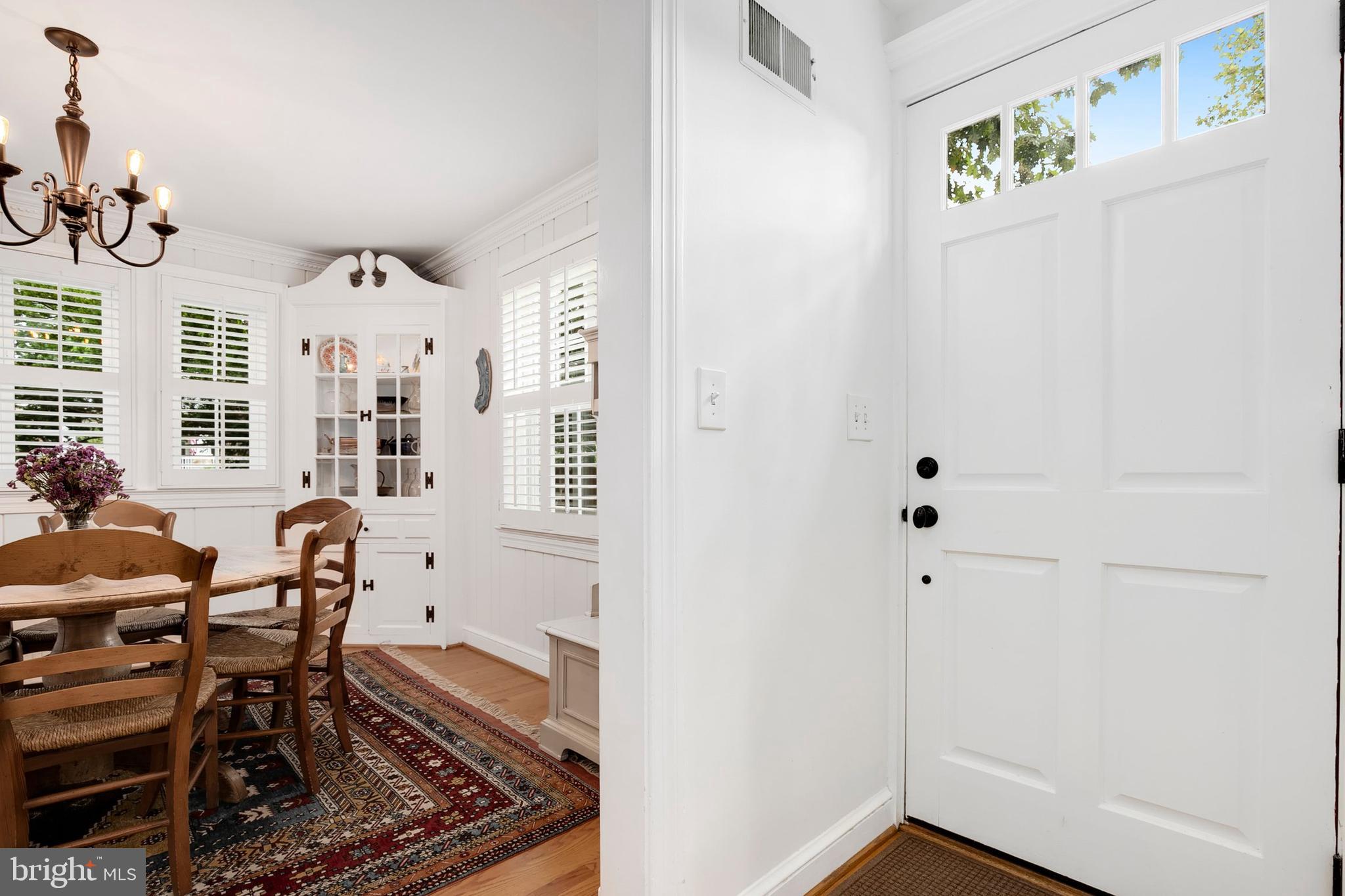 15 East Braddock Road Alexandria, VA 22301 - Photo 8 of 56
