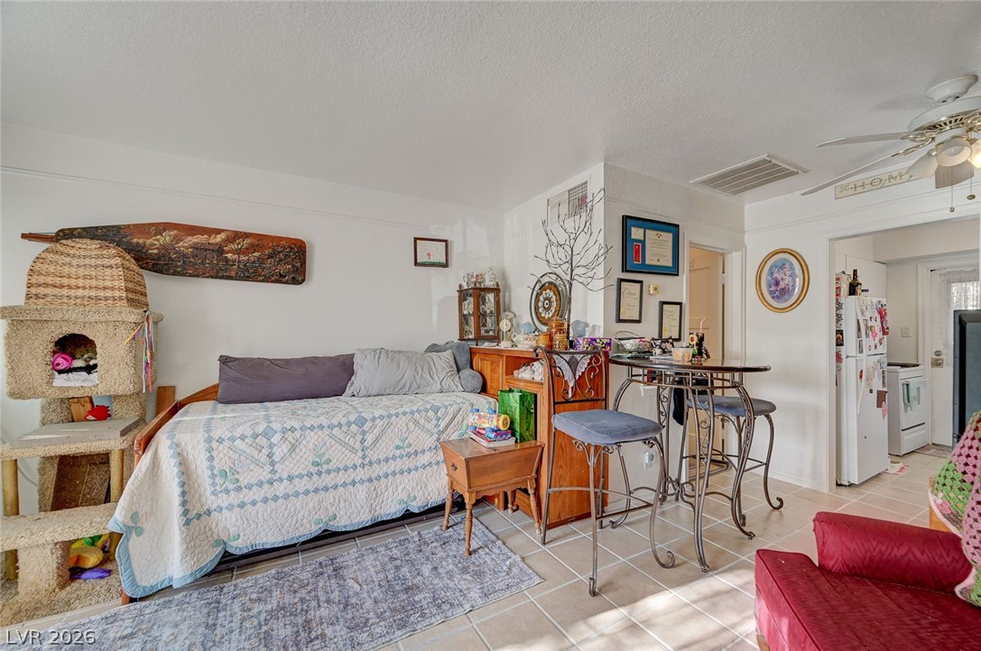 1522 5th Street Boulder City, NV 89005 - Photo 53 of 67 1522 side