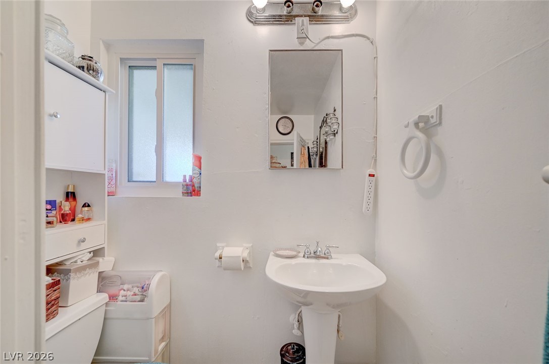 1522 5th Street Boulder City, NV 89005 - Photo 58 of 67 1522 side