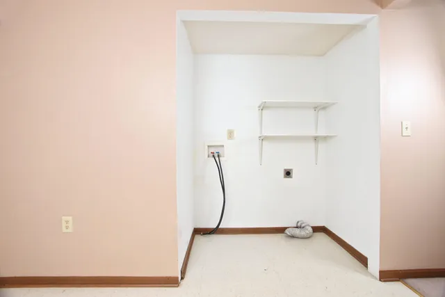 $700 | 421 West Bryant Road, Unit 36, Arkansas City, KS 67005